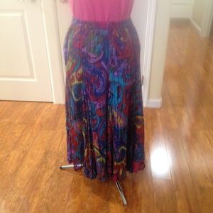 Travelsmith Boho skirt